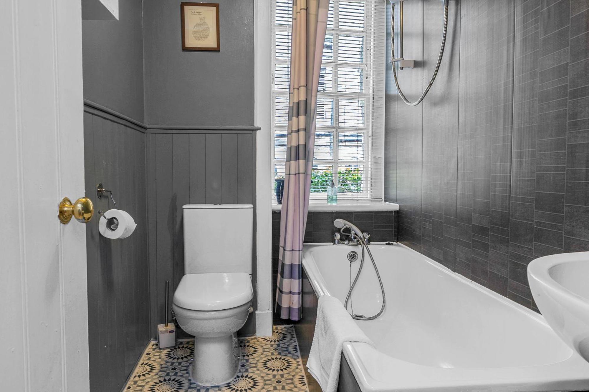 Charming Apartment In The Old Town Edimburgo Exterior foto